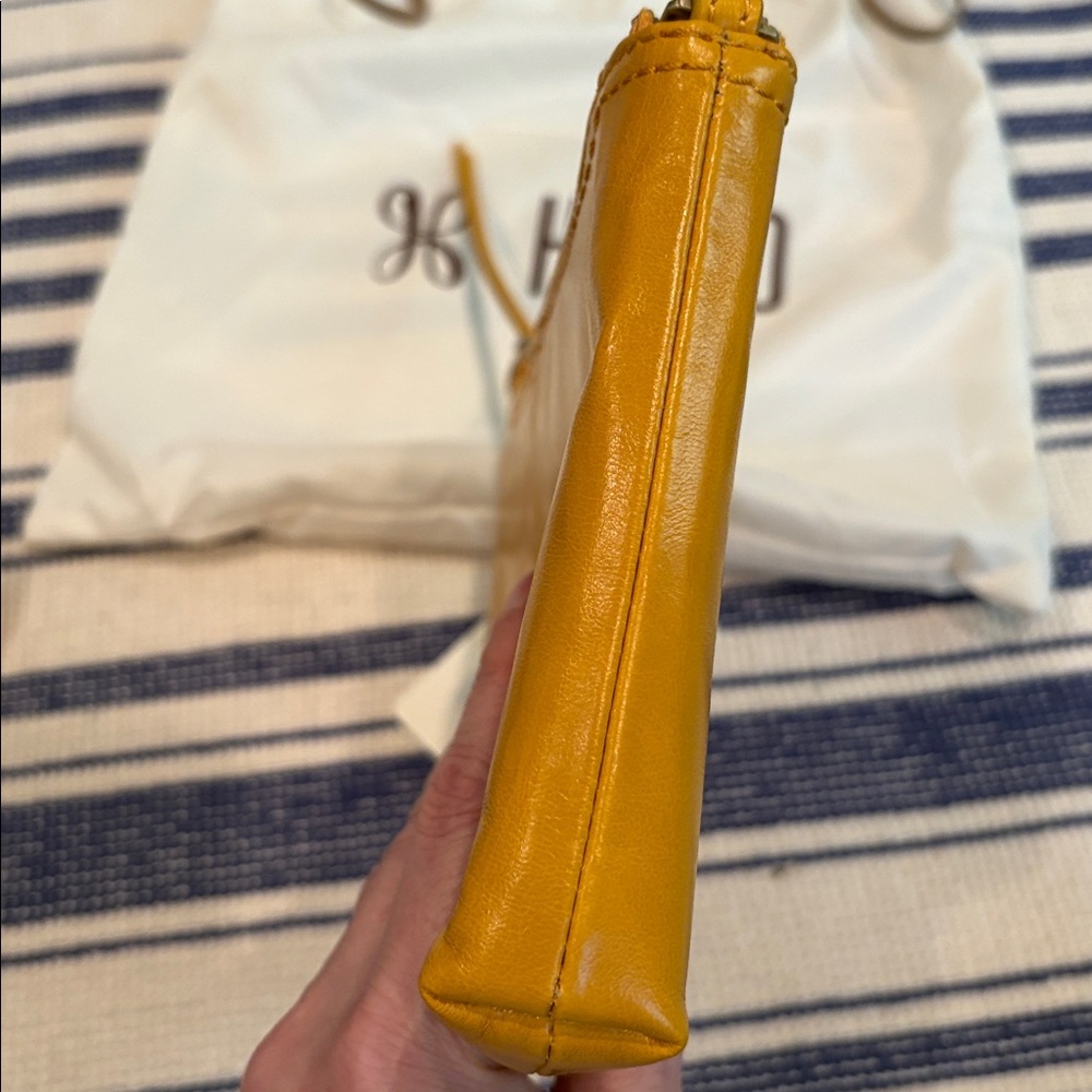 NWT HOBO Darcy Crossbody in Polished Leather - Sun Glow - Picture 10 of 13